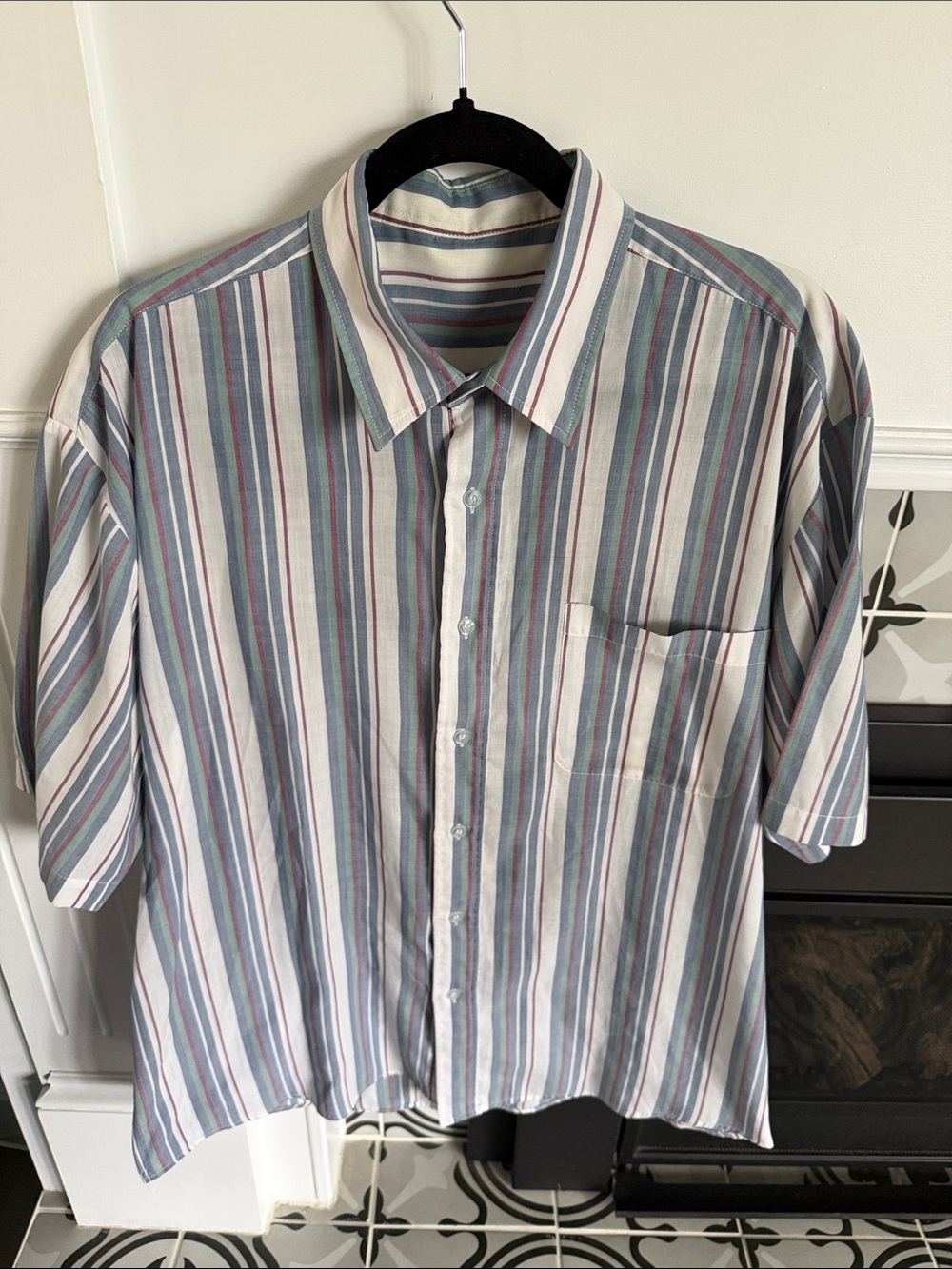 Men's Short Sleeve Striped Button-Up Shirt - Blue & White